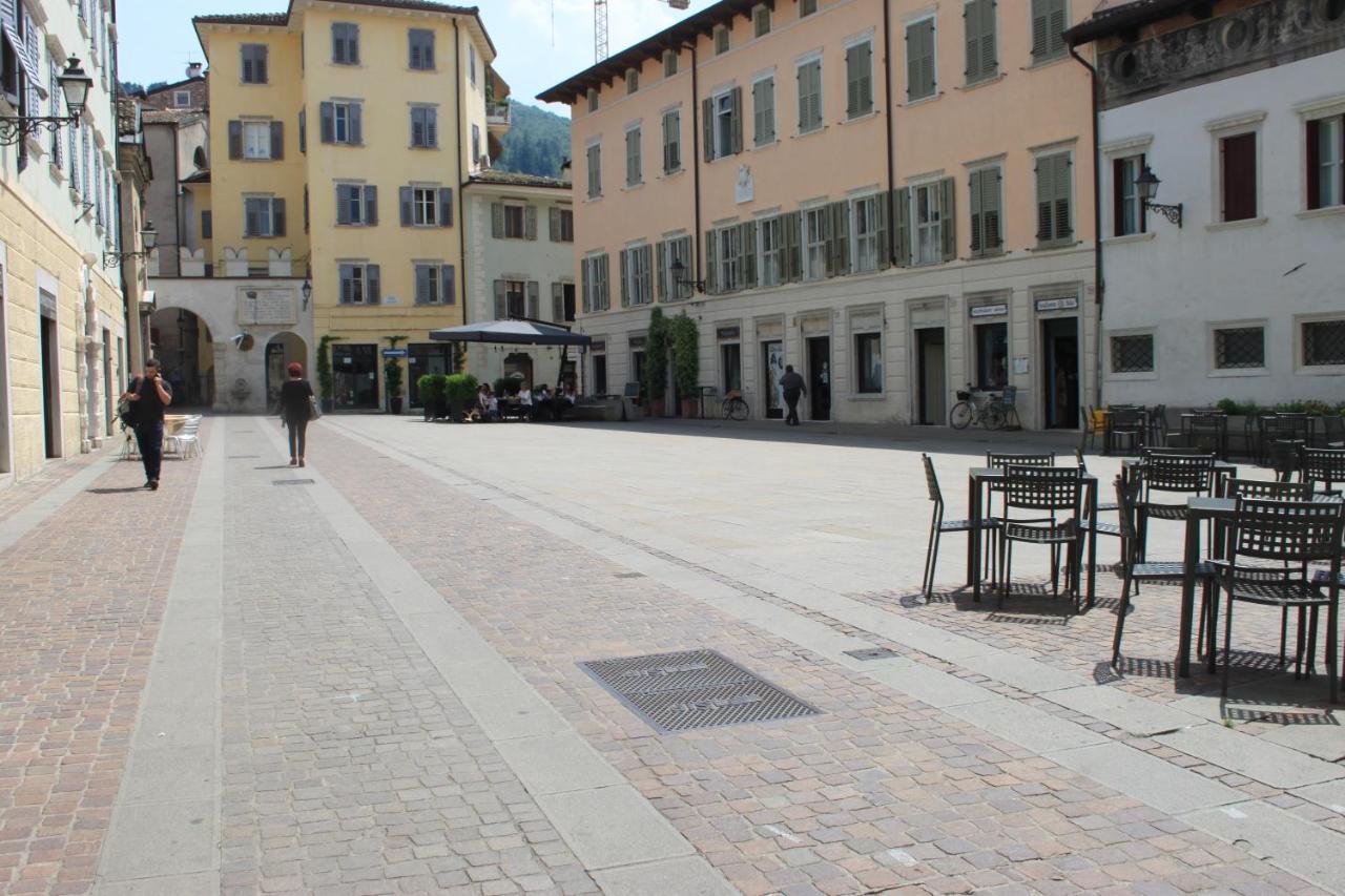 B&B Color Rovereto ロヴェレート エクステリア 写真